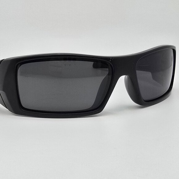 Oakley 03-473 Gascan Matte Black Frame Grey Lens Special Issue Sunglasses 60mm - Picture 6 of 14